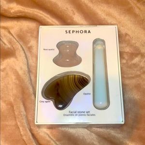Facial stone set